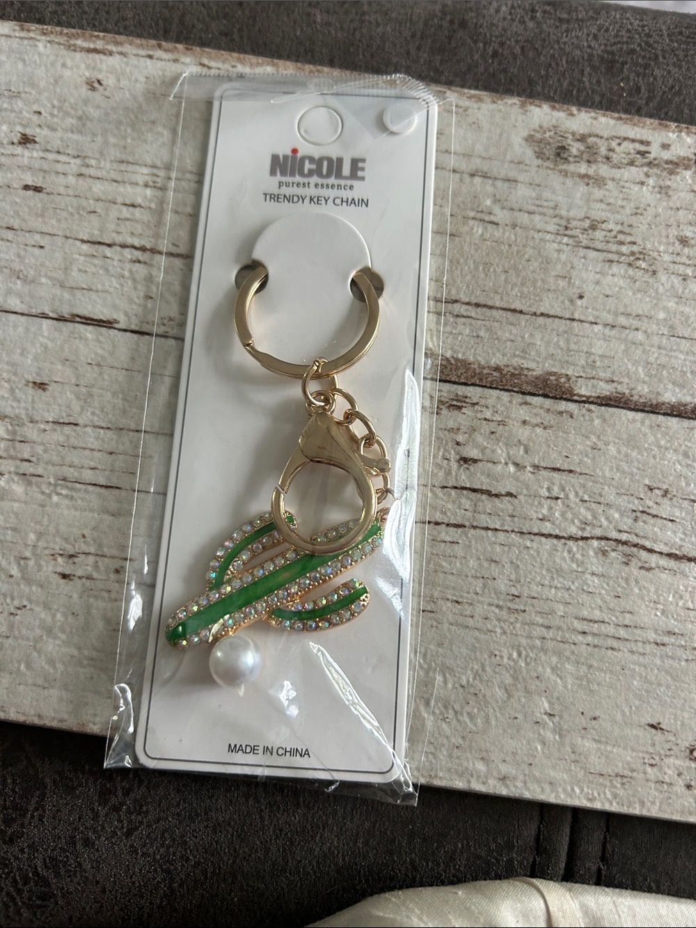 5/$25 Nicole Gold-Tone Key Chain with Green Enamel Leaf, Crystal Accents & Pearl